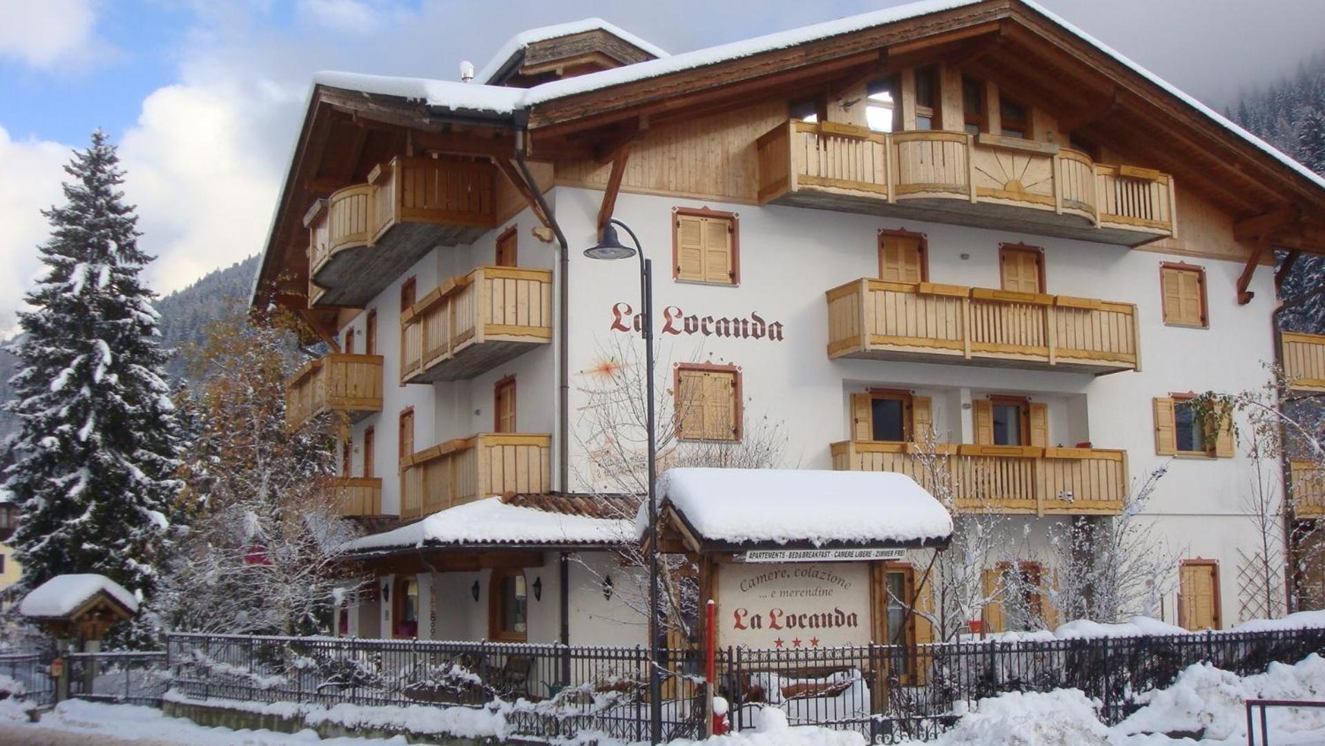 Hotel La Locanda Pinzolo Exterior photo