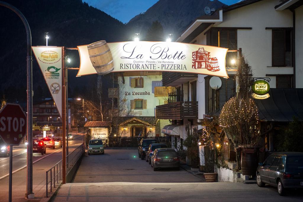 Hotel La Locanda Pinzolo Exterior photo